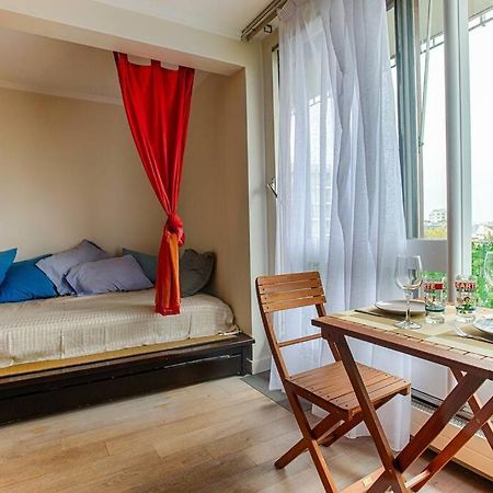 Studio With Balcony Parigi Esterno foto