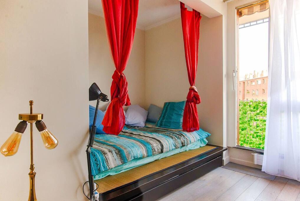 Studio With Balcony Parigi Esterno foto